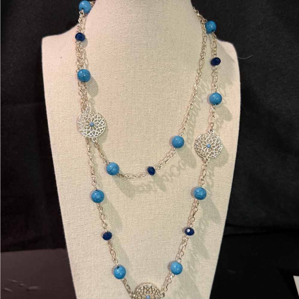 Elegant Silver tone and Blue Beaded Necklace
